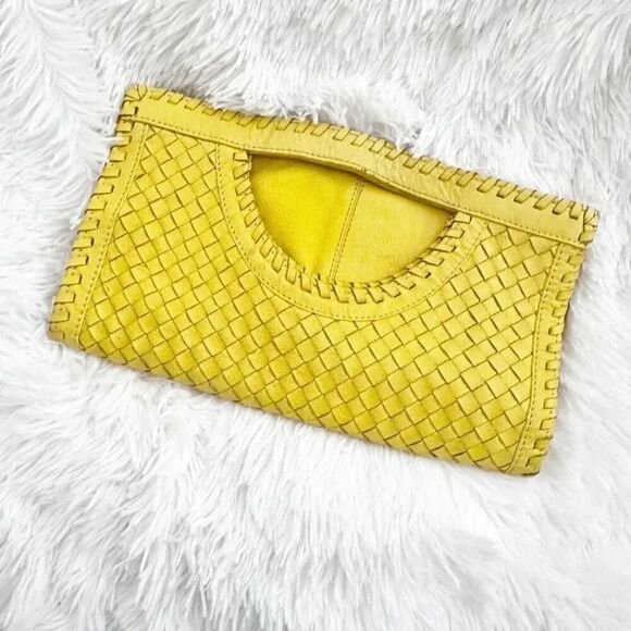 CHICO'S | Mustard Yellow Leather Woven Pattern Flat Clutch Bag - Picture 1 of 5